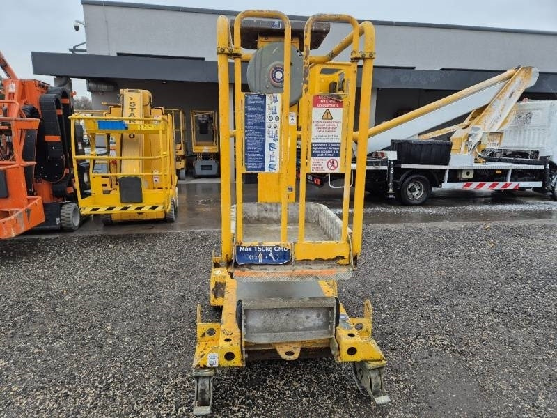 JLG Power Tower Ecolift - 4,2m, 150 kg - Kĺbová pracovná plošina: obrázok 3 JLG Power Tower Ecolift - 4,2m, 150 kg - Kĺbová pracovná plošina: obrázok 3