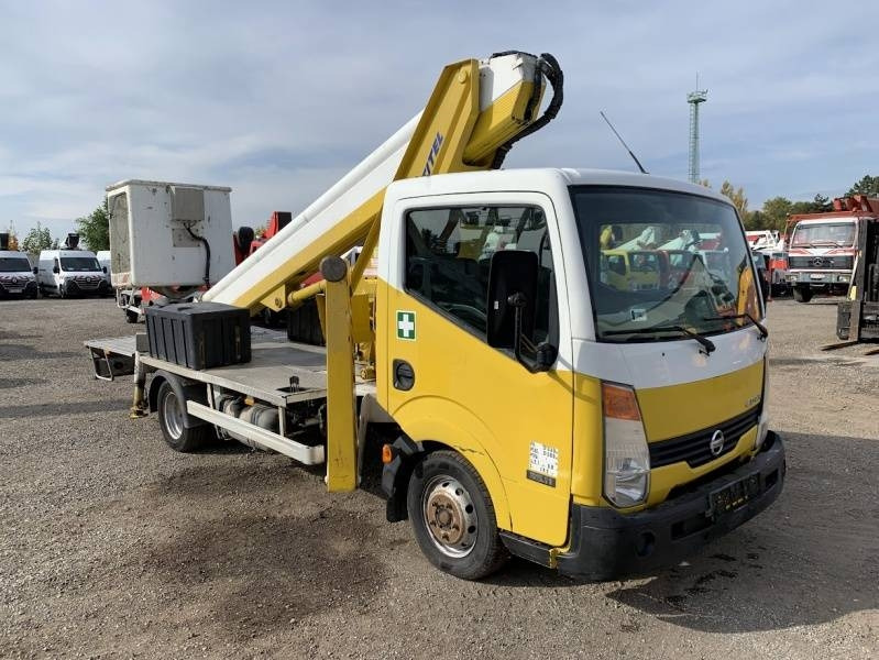 Nissan Cabstar Multitel MT222 - 22m, 200kg - Automobilová plošina: obrázok 1 Nissan Cabstar Multitel MT222 - 22m, 200kg - Automobilová plošina: obrázok 1