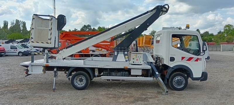 Renault Maxity Klubb KT48 - 16m, 200kg - Automobilová plošina: obrázok 4 Renault Maxity Klubb KT48 - 16m, 200kg - Automobilová plošina: obrázok 4