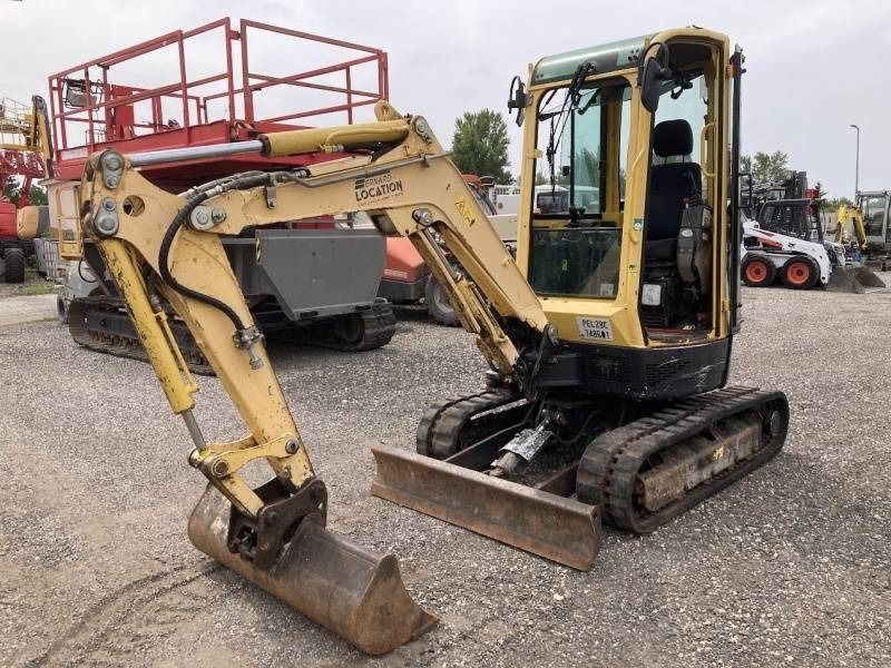 Yanmar VIO25-4 - Mini rýpadlo: obrázok 3 Yanmar VIO25-4 - Mini rýpadlo: obrázok 3