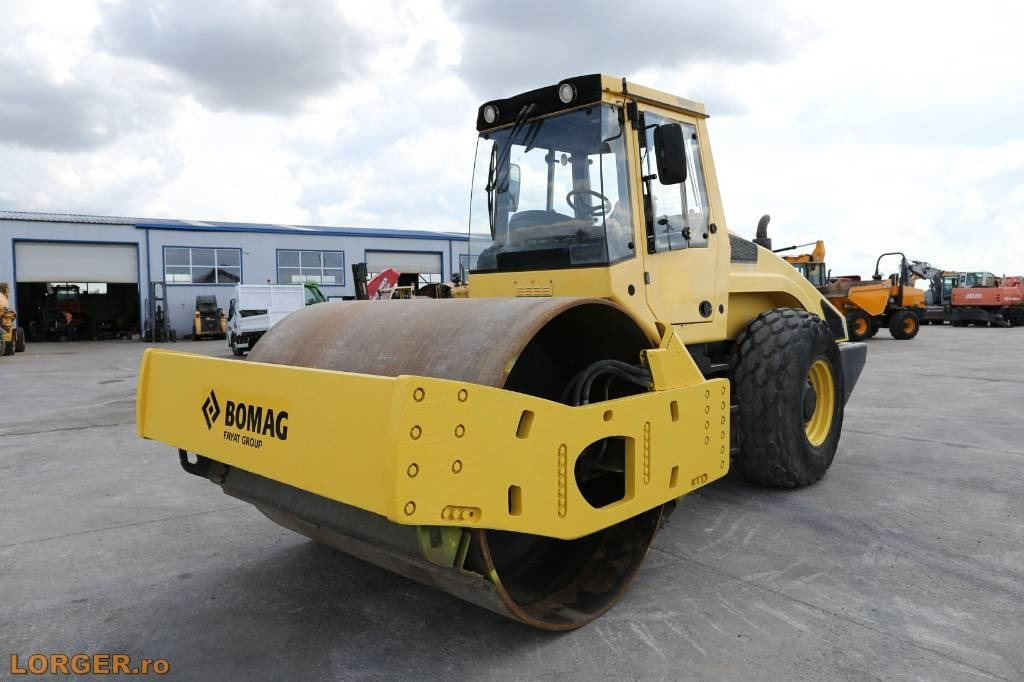 Bomag BW 219 D H-4 - Kompaktor: obrázok 1 Bomag BW 219 D H-4 - Kompaktor: obrázok 1