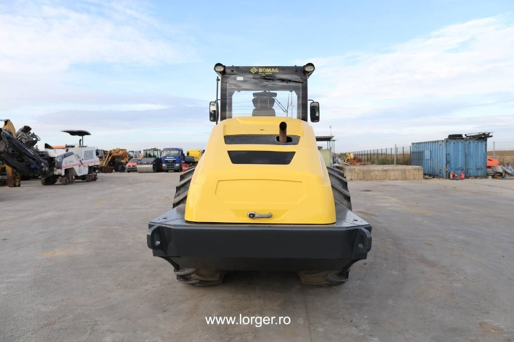 Bomag BW 219 D H-5 - Kompaktor: obrázok 4 Bomag BW 219 D H-5 - Kompaktor: obrázok 4