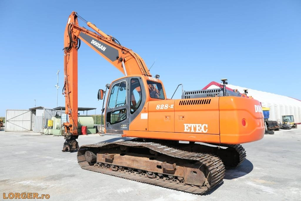 Doosan (Etec) DX 300 - Long Reach Boom 14m + 3D GPS TOPCO - Rýpadlo: obrázok 2 Doosan (Etec) DX 300 - Long Reach Boom 14m + 3D GPS TOPCO - Rýpadlo: obrázok 2