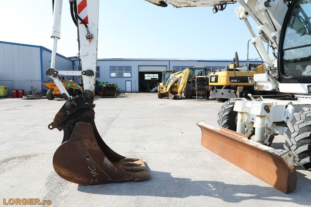 Kolesové rýpadlo Liebherr A 914: obrázok 6 Kolesové rýpadlo Liebherr A 914: obrázok 6