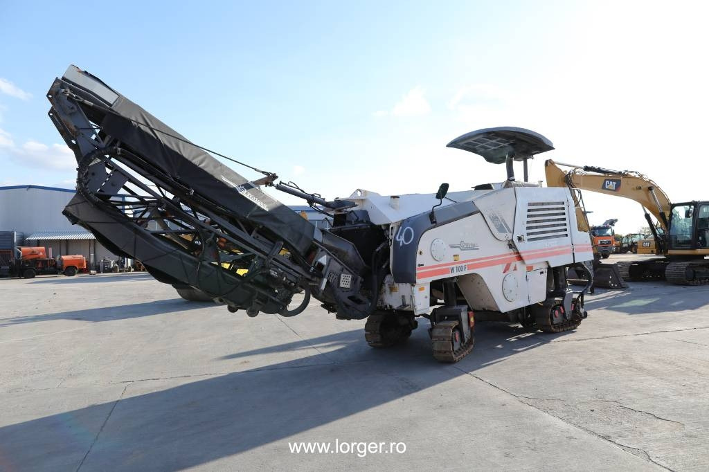 Wirtgen W 100 F - Cestná fréza: obrázok 1 Wirtgen W 100 F - Cestná fréza: obrázok 1