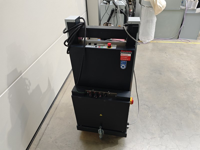 Horizon MKU-38 - Skladací stroj: obrázok 4 Horizon MKU-38 - Skladací stroj: obrázok 4