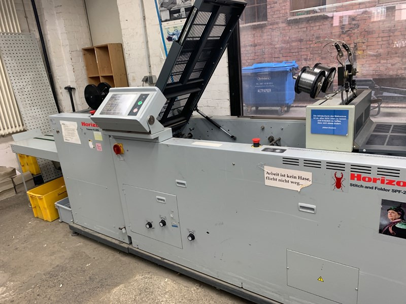 Horizon SPF-200L FC-200L | VAC-60a/m/c | 2015 | 4.7 Mio - Tlačiarenský stroj: obrázok 1 Horizon SPF-200L FC-200L | VAC-60a/m/c | 2015 | 4.7 Mio - Tlačiarenský stroj: obrázok 1