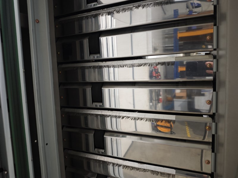 Horizon VAC-100 c | collator | 10 stations | 2005 | 1.17 mio - Tlačiarenský stroj: obrázok 4 Horizon VAC-100 c | collator | 10 stations | 2005 | 1.17 mio - Tlačiarenský stroj: obrázok 4