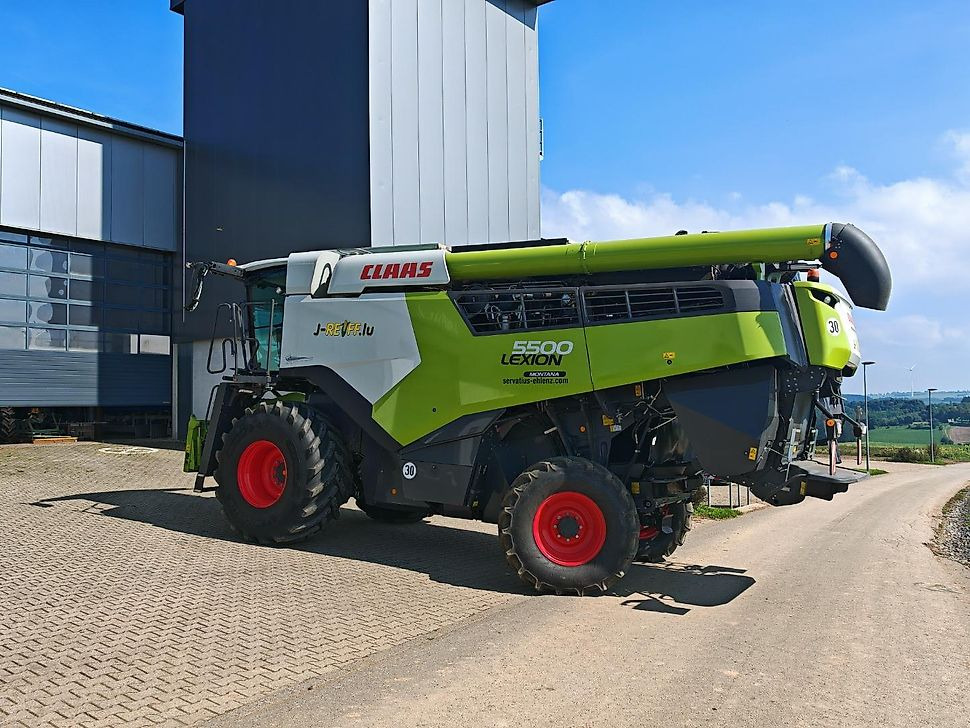 J.Reiff Sarl
Herr Stefan Neukirch - 77 Z.I in den - Obilný kombajn: obrázok 5 J.Reiff Sarl
Herr Stefan Neukirch - 77 Z.I in den - Obilný kombajn: obrázok 5