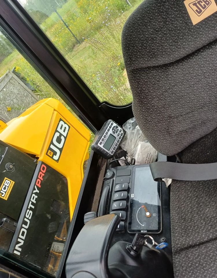 JCB 19C-1 - Pásové rýpadlo: obrázok 5 JCB 19C-1 - Pásové rýpadlo: obrázok 5