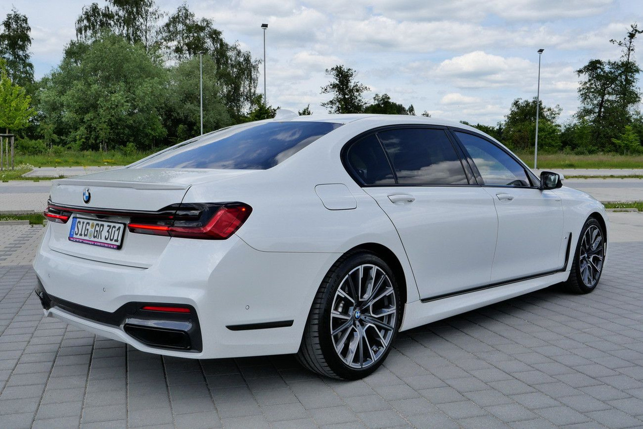 BMW 730Ld XDRIVE /VOLL/REAR ENTERT. /LANGSTRECKE 48V - Sedan: obrázok 4 BMW 730Ld XDRIVE /VOLL/REAR ENTERT. /LANGSTRECKE 48V - Sedan: obrázok 4