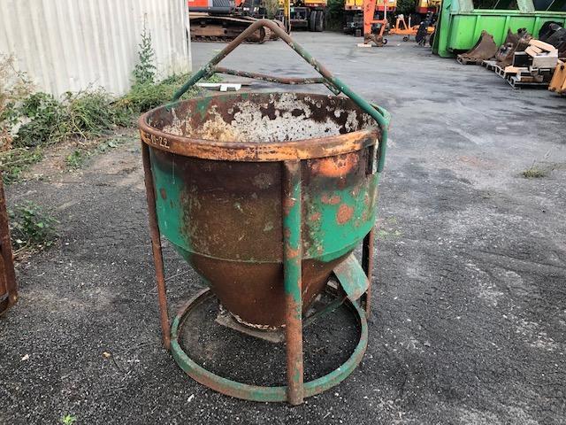 DIVERS ACCESSOIRES BTP GODET BENNE GODET PELLE /CAISSONS /ROUES /DIVERS - Príslušenstvo pre Stavebné stroje: obrázok 5 DIVERS ACCESSOIRES BTP GODET BENNE GODET PELLE /CAISSONS /ROUES /DIVERS - Príslušenstvo pre Stavebné stroje: obrázok 5