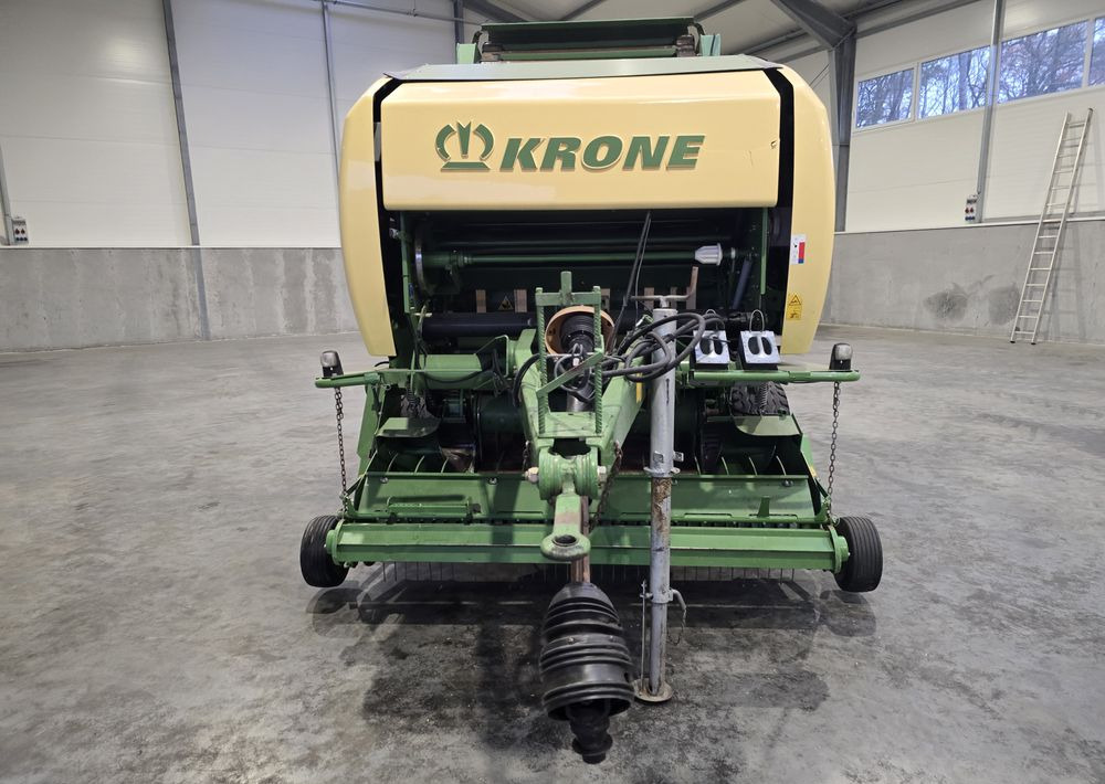 Krone Comprima F 155 - Stroje na zber krmovín: obrázok 1 Krone Comprima F 155 - Stroje na zber krmovín: obrázok 1