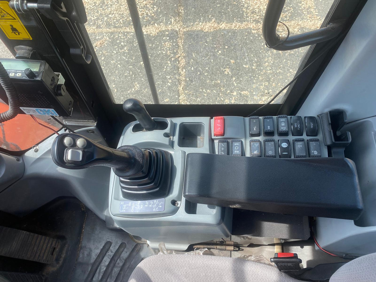 HITACHI ZW250-6 - Kolesový nakladač: obrázok 5 HITACHI ZW250-6 - Kolesový nakladač: obrázok 5