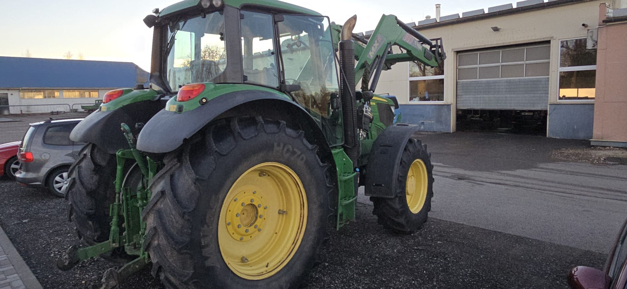 JOHN DEERE 6150M - Traktor: obrázok 4 JOHN DEERE 6150M - Traktor: obrázok 4