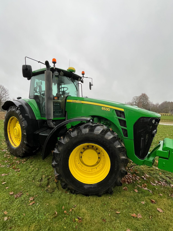 John Deere 8530 - Traktor: obrázok 4 John Deere 8530 - Traktor: obrázok 4