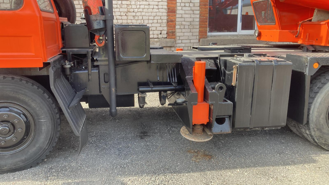 KATO NK200E - Autožeriav: obrázok 4 KATO NK200E - Autožeriav: obrázok 4