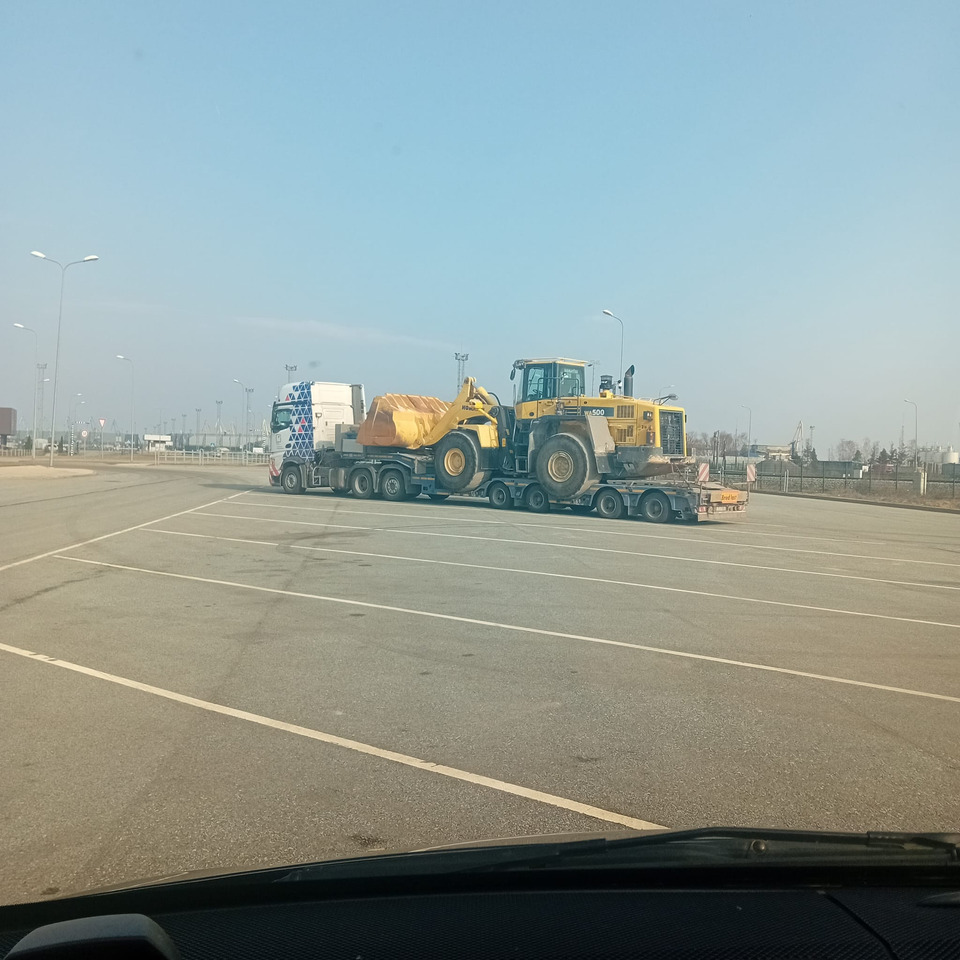 KOMATSU WA500 -6 - Kolesový nakladač: obrázok 5 KOMATSU WA500 -6 - Kolesový nakladač: obrázok 5