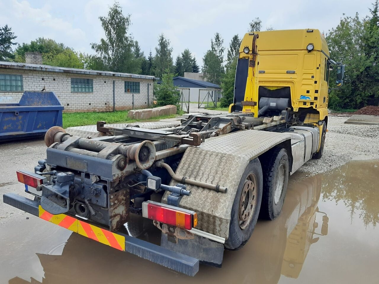 MAN TGA 26.413 - Hákový nosič kontajnerov: obrázok 4 MAN TGA 26.413 - Hákový nosič kontajnerov: obrázok 4