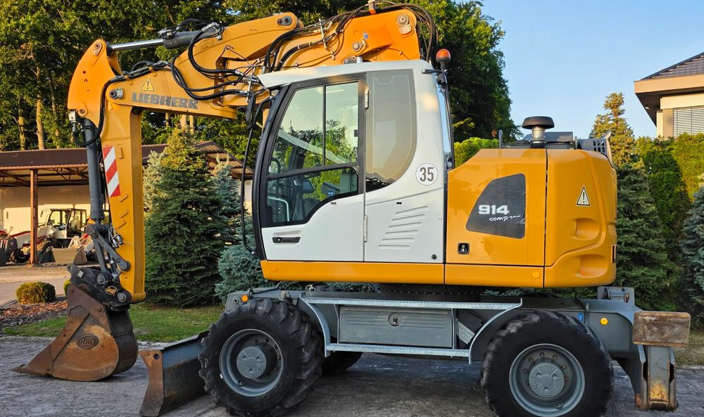 Kolesové rýpadlo Liebherr A 914 COMPACT: obrázok 10 Kolesové rýpadlo Liebherr A 914 COMPACT: obrázok 10
