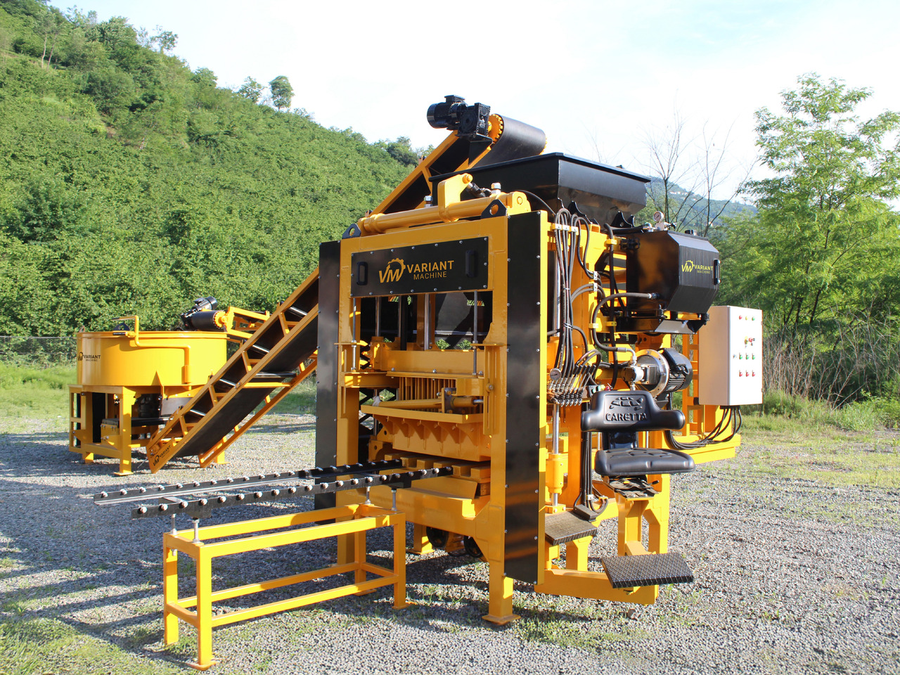 Block Macking Machine | 3.000 Concrete Block - 255 m² Paving Block | 30.000 USD - Vibrolis: obrázok 1 Block Macking Machine | 3.000 Concrete Block - 255 m² Paving Block | 30.000 USD - Vibrolis: obrázok 1