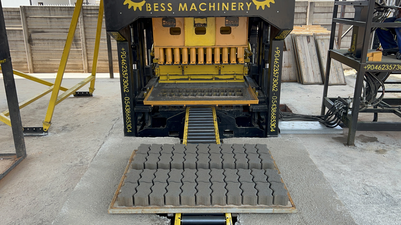 PRS-600 Semi-Automatic Concrete Block Machine - Vibrolis: obrázok 2 PRS-600 Semi-Automatic Concrete Block Machine - Vibrolis: obrázok 2