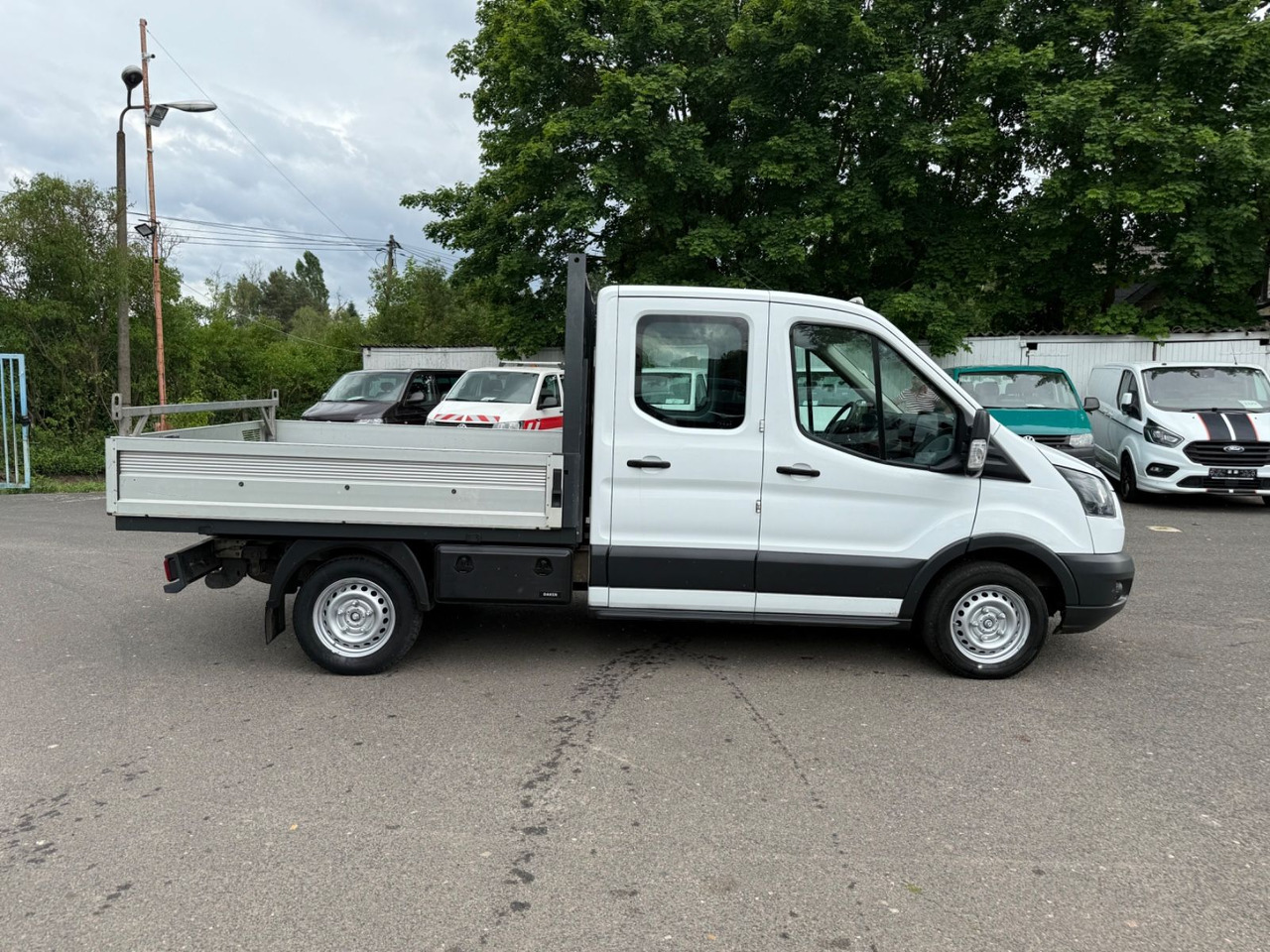 Ford Transit Pritsche 310 L2 Doppelkabine - Dodávka valník, Dodávkа s dvojitou kabínou: obrázok 3 Ford Transit Pritsche 310 L2 Doppelkabine - Dodávka valník, Dodávkа s dvojitou kabínou: obrázok 3