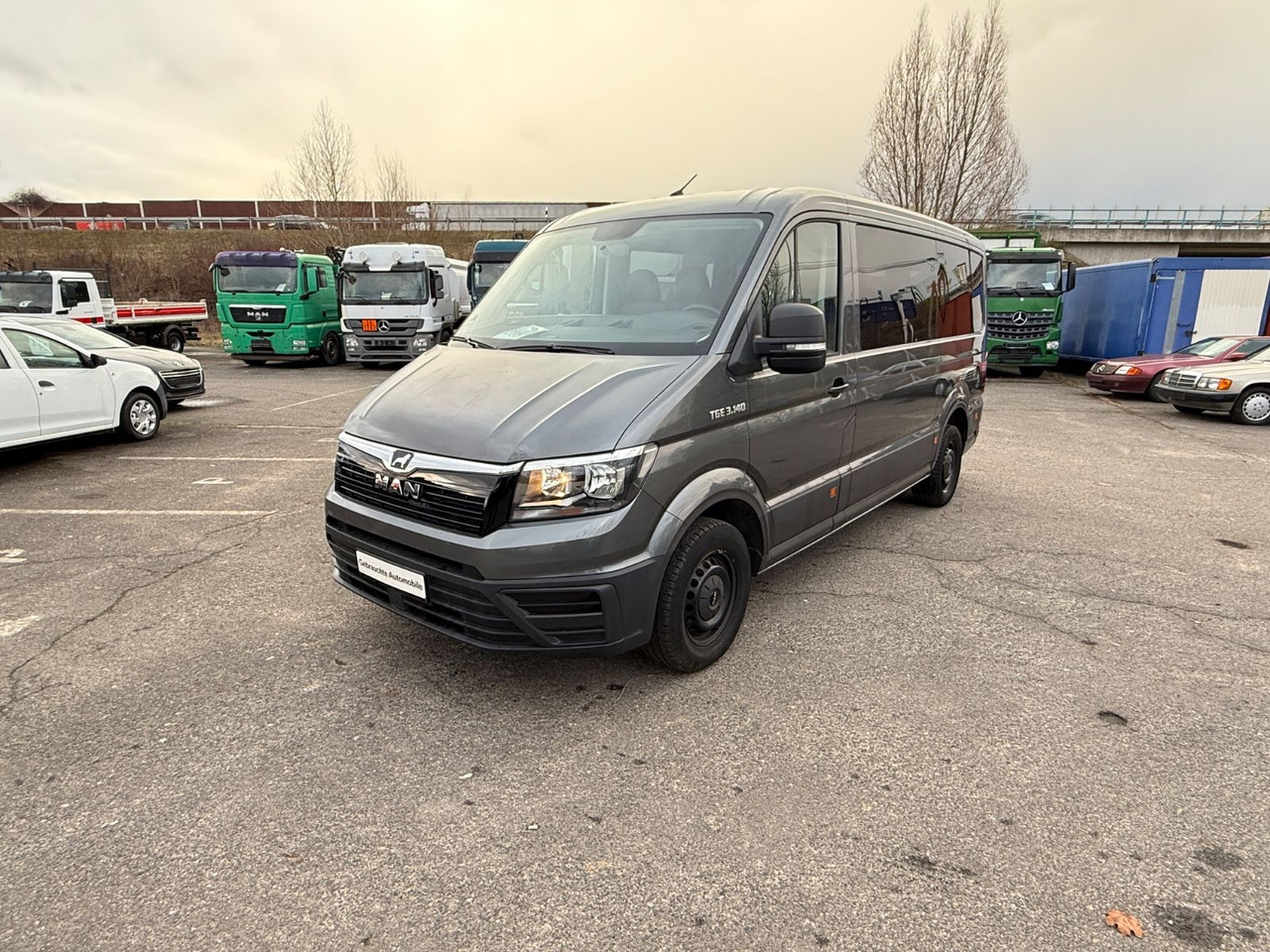 MAN TGE 3.140 9 Sitzer - Mikrobus: obrázok 3 MAN TGE 3.140 9 Sitzer - Mikrobus: obrázok 3