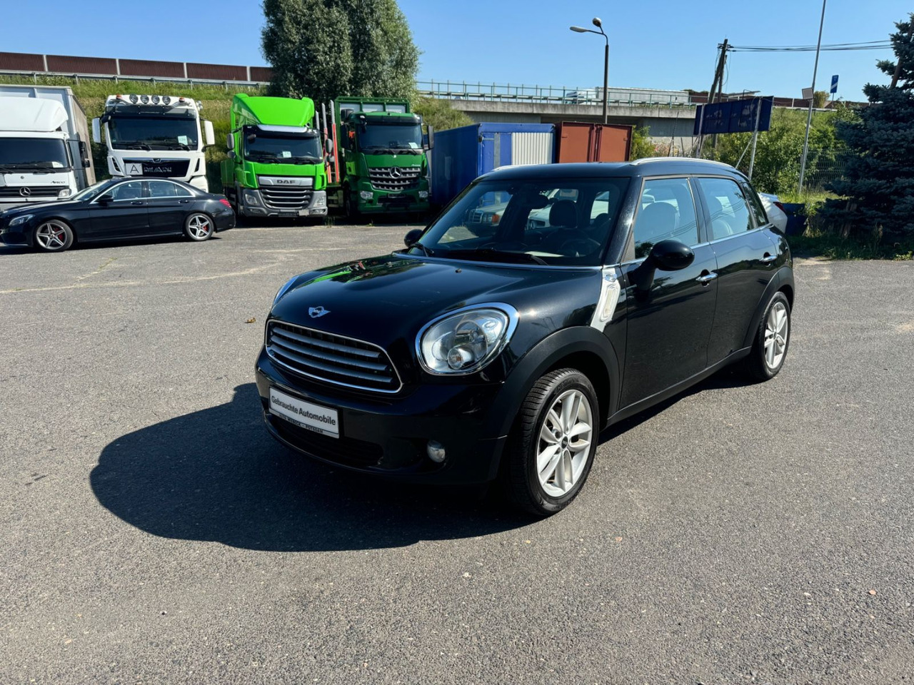 MINI COOPER Countryman Cooper - Automobil: obrázok 2 MINI COOPER Countryman Cooper - Automobil: obrázok 2
