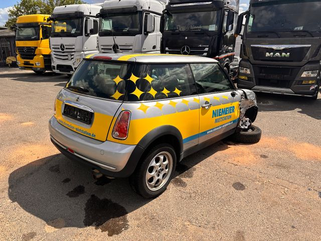 MINI ONE Mini One - Automobil: obrázok 5 MINI ONE Mini One - Automobil: obrázok 5