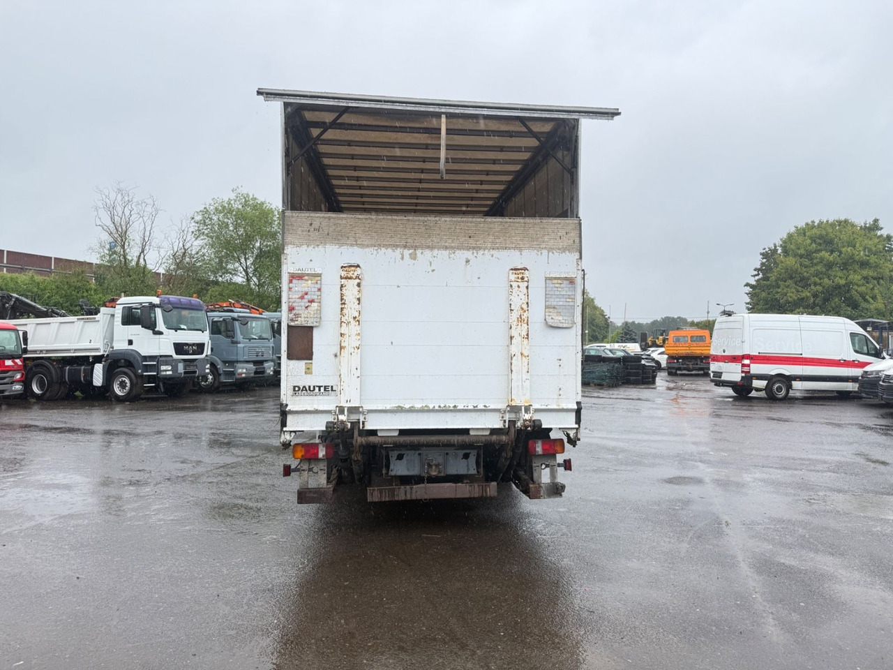 Mercedes-Benz Atego 1222 LbW Klima - Plachtové nákladné vozidlo: obrázok 4 Mercedes-Benz Atego 1222 LbW Klima - Plachtové nákladné vozidlo: obrázok 4
