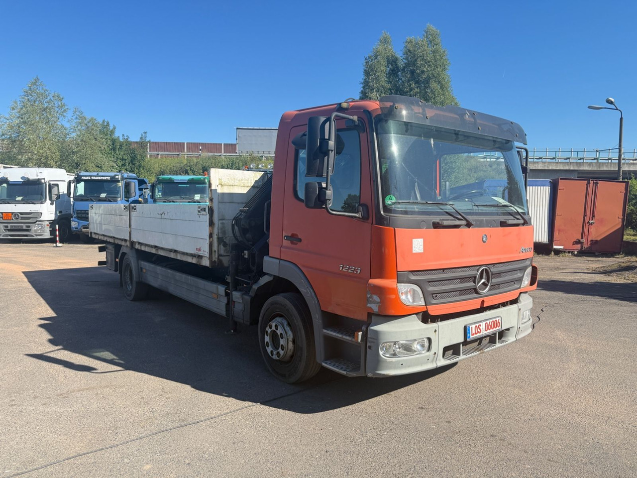 Mercedes-Benz Atego 1223 mit Kran MKG HLK 76 - Valníkový/ Plošinový nákladný automobil, Auto s hydraulickou rukou: obrázok 2 Mercedes-Benz Atego 1223 mit Kran MKG HLK 76 - Valníkový/ Plošinový nákladný automobil, Auto s hydraulickou rukou: obrázok 2