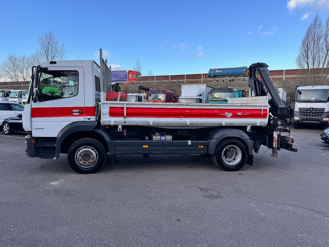 Sklápač, Auto s hydraulickou rukou Mercedes-Benz Atego 1224 Kipper - Kran: obrázok 6