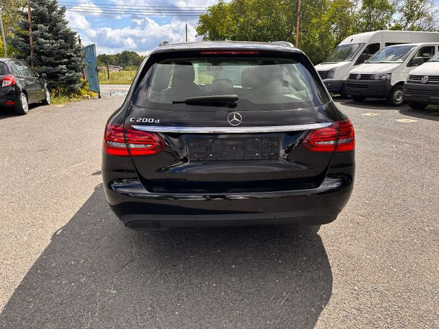 Mercedes-Benz C Klasse T-Modell C 200 d - Kombi: obrázok 4 Mercedes-Benz C Klasse T-Modell C 200 d - Kombi: obrázok 4