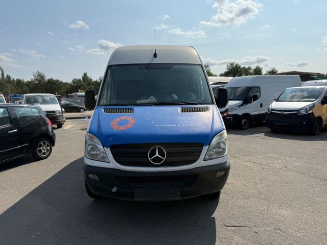 Mercedes-Benz Sprinter II Kasten 313 CDI MOTORSCHADEN !!! - Furgon: obrázok 1 Mercedes-Benz Sprinter II Kasten 313 CDI MOTORSCHADEN !!! - Furgon: obrázok 1