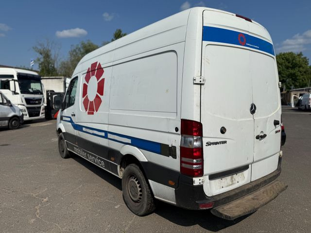 Mercedes-Benz Sprinter II Kasten 313 CDI MOTORSCHADEN !!! - Furgon: obrázok 5 Mercedes-Benz Sprinter II Kasten 313 CDI MOTORSCHADEN !!! - Furgon: obrázok 5