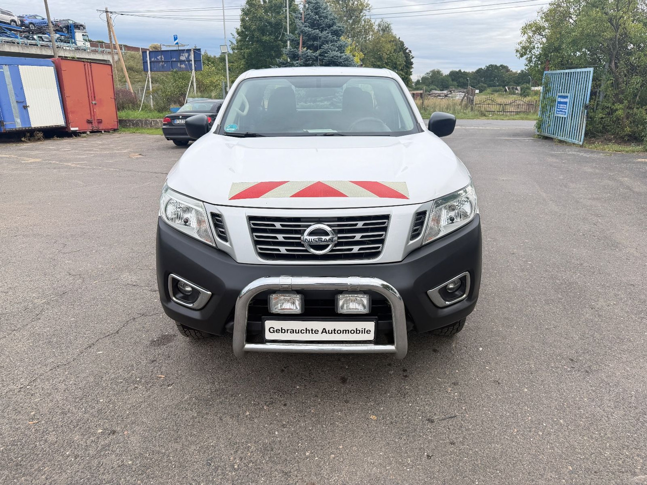 Nissan Navara NP300 Visia King Cab 4x4 - SUV: obrázok 1 Nissan Navara NP300 Visia King Cab 4x4 - SUV: obrázok 1