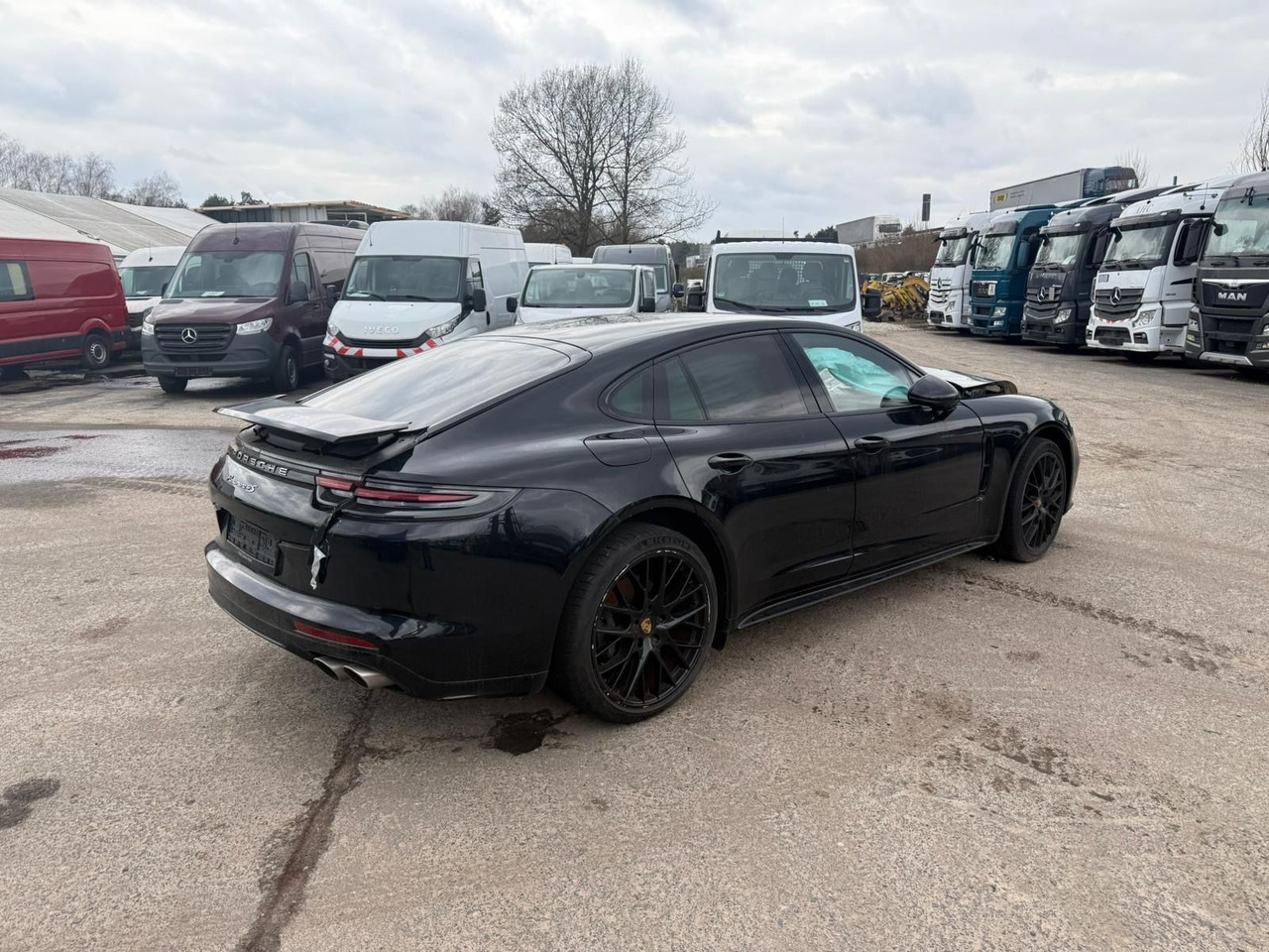 Porsche Panamera 4 S Diesel UNFALL!! - Automobil: obrázok 2 Porsche Panamera 4 S Diesel UNFALL!! - Automobil: obrázok 2