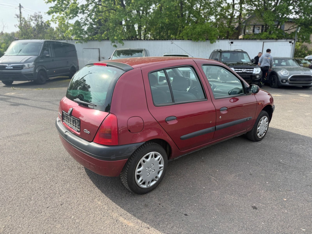 Renault Clio Basis 1.2 HU - Sedan: obrázok 4 Renault Clio Basis 1.2 HU - Sedan: obrázok 4