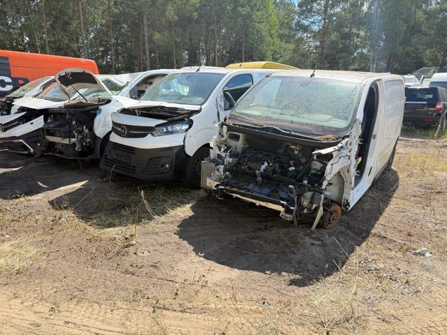 Toyota Proace L1 Kasten Meister ERSATZTEILENSPENDER - Malá dodávka: obrázok 1 Toyota Proace L1 Kasten Meister ERSATZTEILENSPENDER - Malá dodávka: obrázok 1
