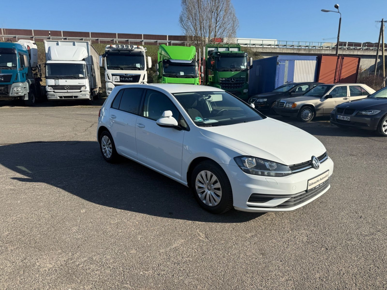 Volkswagen Golf VII Lim. Trendline BMT/Start-Stopp - Hatchback: obrázok 2 Volkswagen Golf VII Lim. Trendline BMT/Start-Stopp - Hatchback: obrázok 2