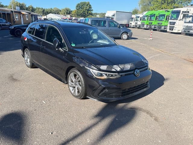 Volkswagen Golf VIII Variant R-Line Wasserschaden - Kombi: obrázok 1 Volkswagen Golf VIII Variant R-Line Wasserschaden - Kombi: obrázok 1