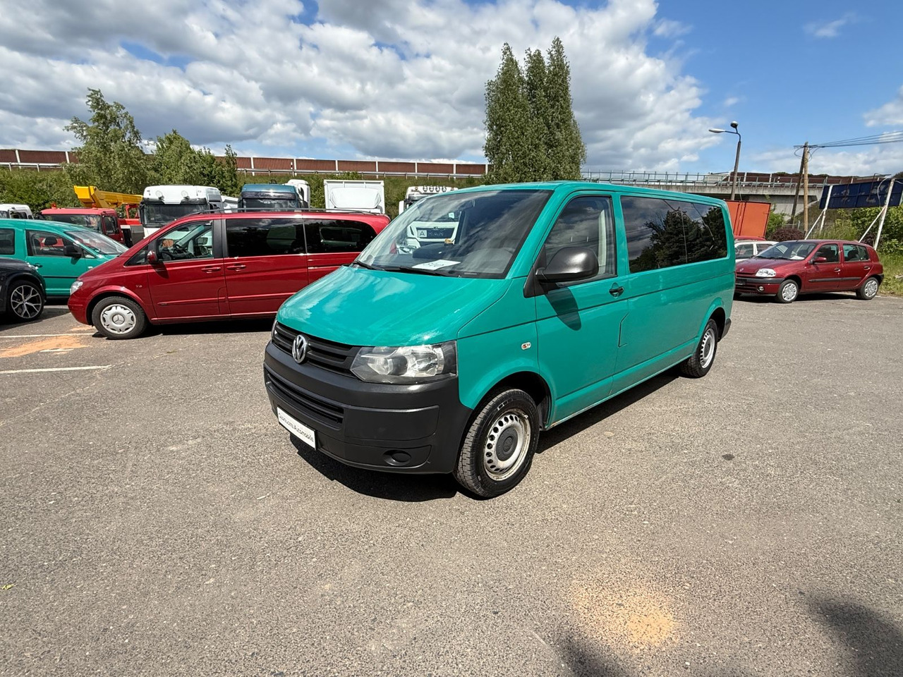 Volkswagen T5 Transporter Lang - Mikrobus: obrázok 3 Volkswagen T5 Transporter Lang - Mikrobus: obrázok 3