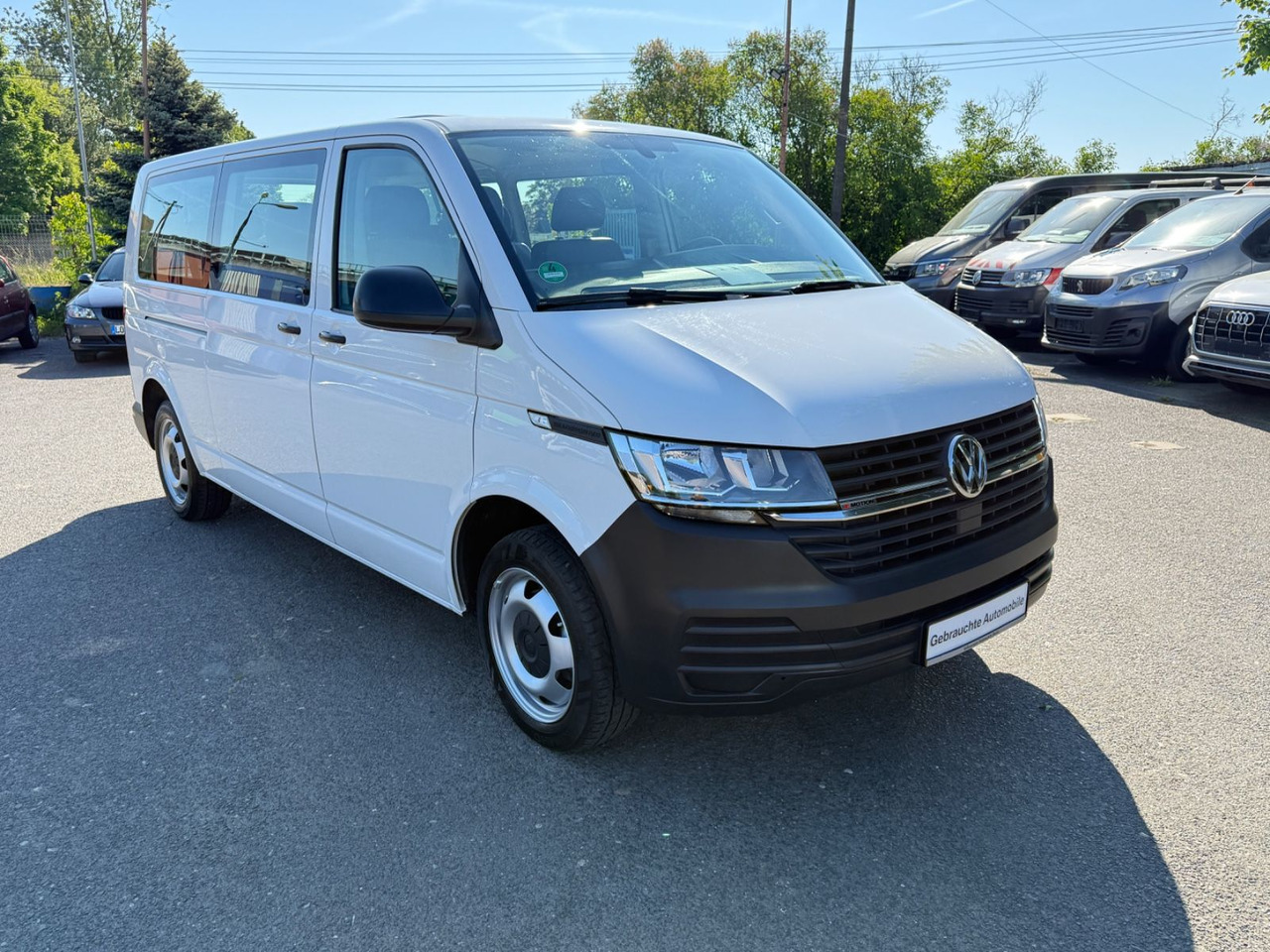 Volkswagen T6 Transporter Kombi lang 4MOTION - Mikrobus: obrázok 1 Volkswagen T6 Transporter Kombi lang 4MOTION - Mikrobus: obrázok 1