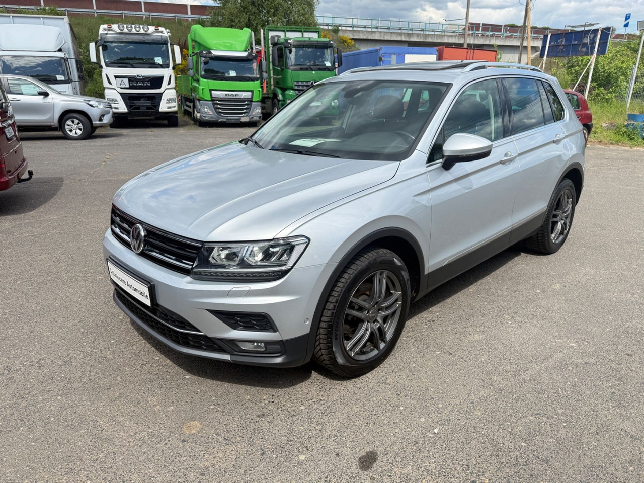 Volkswagen Tiguan Highline BMT/Start-Stopp 4Motion - SUV: obrázok 3 Volkswagen Tiguan Highline BMT/Start-Stopp 4Motion - SUV: obrázok 3