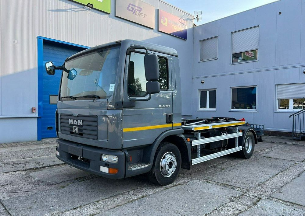 MAN TGL 12.180, hakowiec Janco/GP Lift - Auto na odvoz odpadu: obrázok 1 MAN TGL 12.180, hakowiec Janco/GP Lift - Auto na odvoz odpadu: obrázok 1