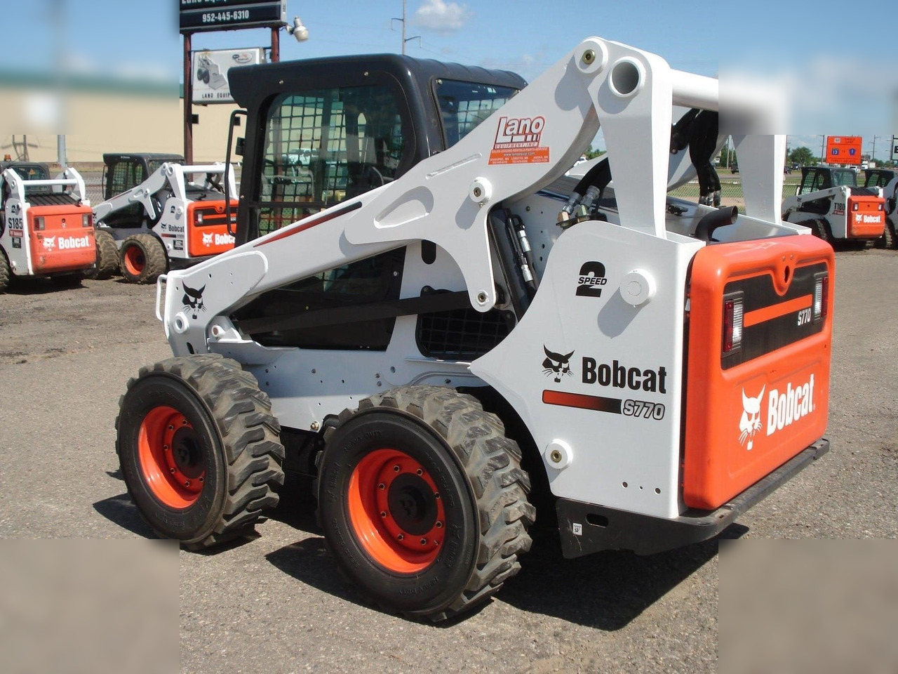 BOBCAT S770 - Šmykom riadený nakladač: obrázok 4 BOBCAT S770 - Šmykom riadený nakladač: obrázok 4