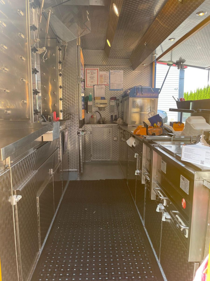 Fiat Hähnchengrill mobil Foodtruck - Pojazdná predajňa: obrázok 5 Fiat Hähnchengrill mobil Foodtruck - Pojazdná predajňa: obrázok 5