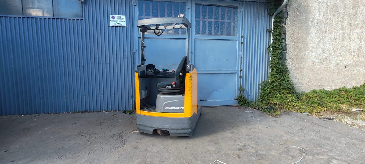 Jungheinrich ETM 216 8.42m/ 2019y/ 1.6t/ 10824h - Skladový zakladač: obrázok 4 Jungheinrich ETM 216 8.42m/ 2019y/ 1.6t/ 10824h - Skladový zakladač: obrázok 4
