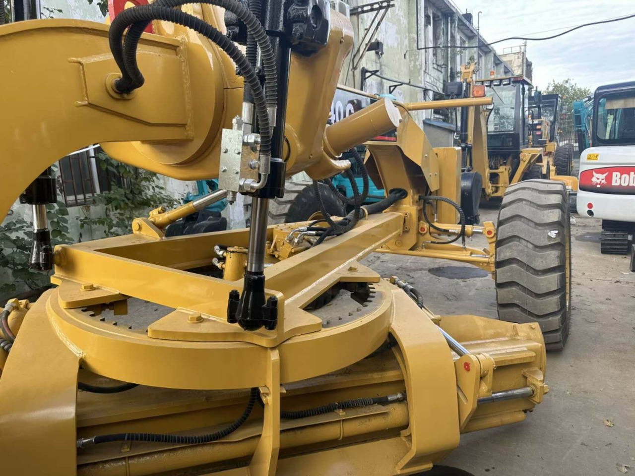 CAT 140G - Kompaktor: obrázok 3 CAT 140G - Kompaktor: obrázok 3